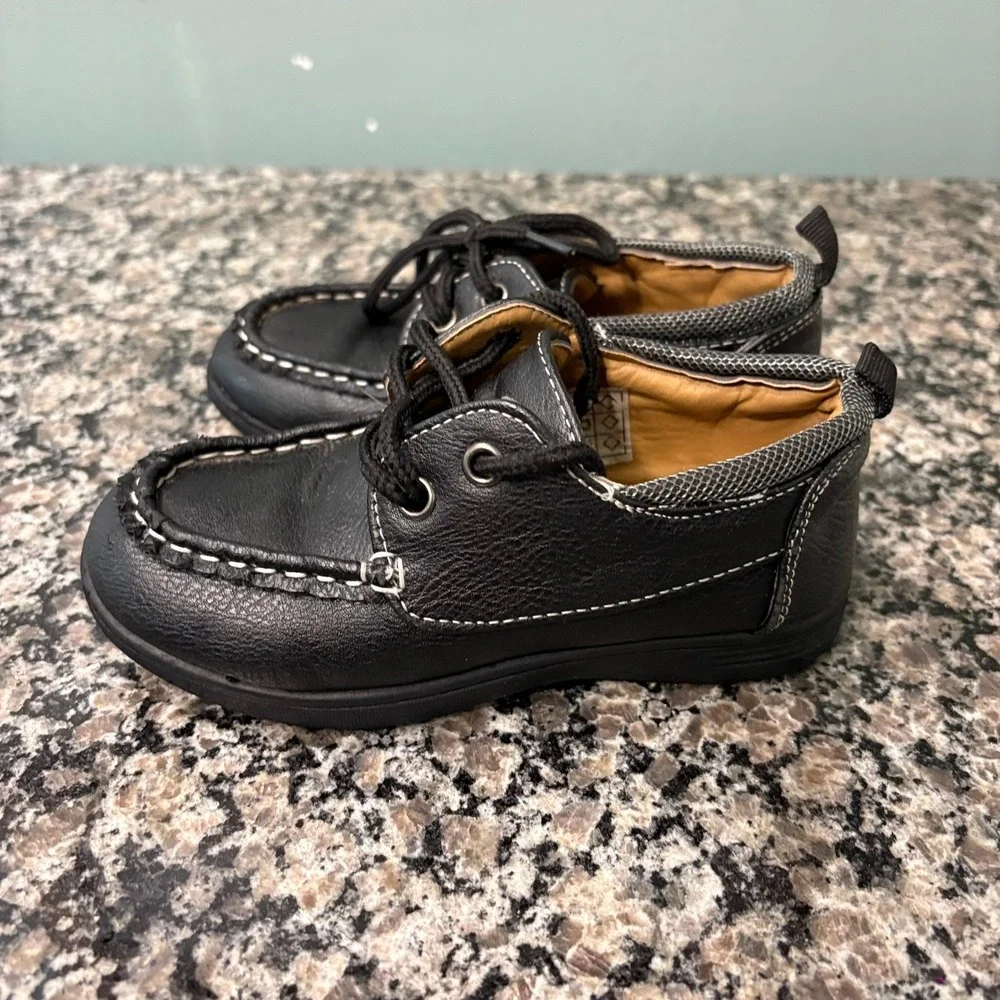 Smart Step Kids Black Faux Leather Boat Shoes Lace Up Loafers Size 10 Toddler